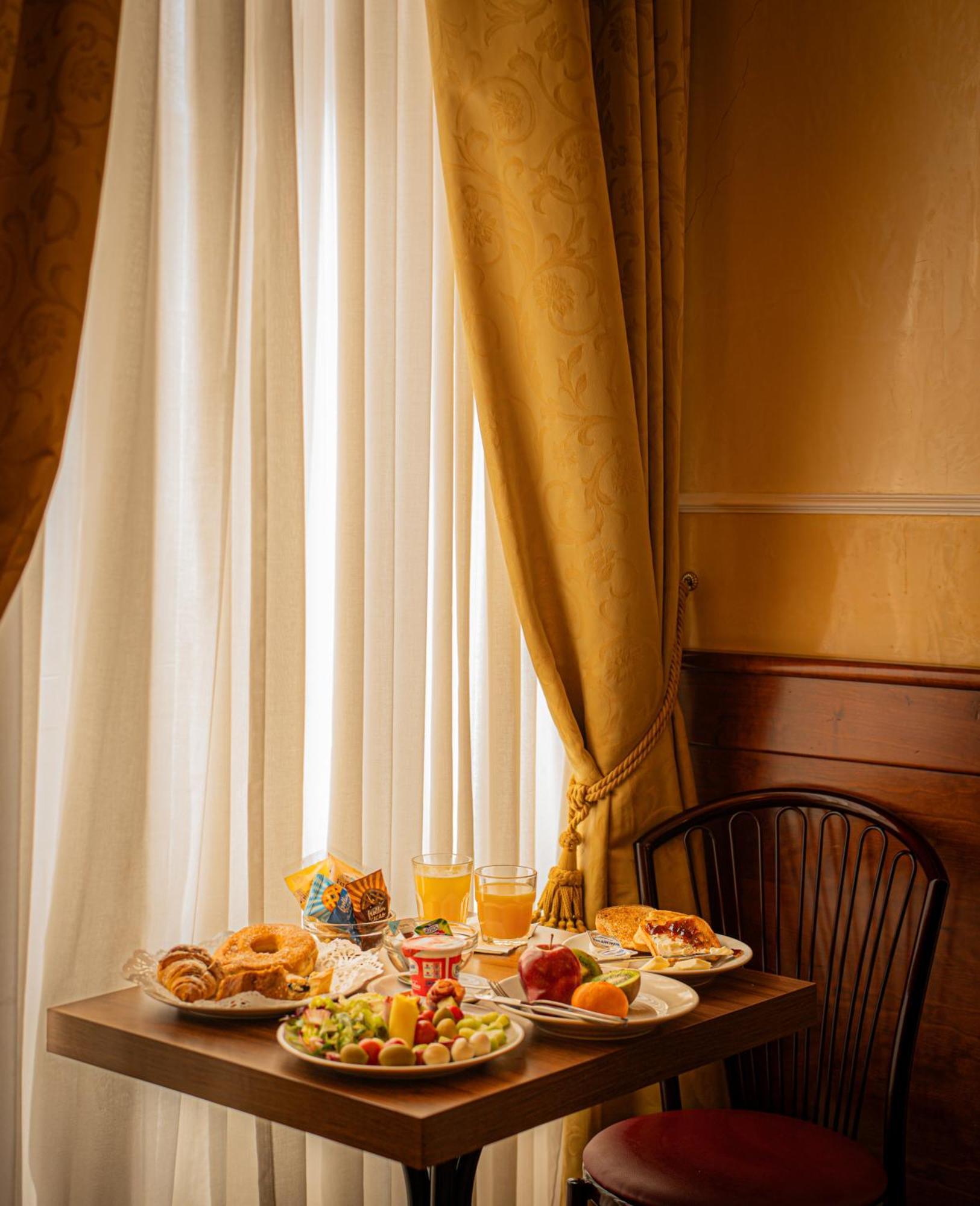 Miami Hotel 3*